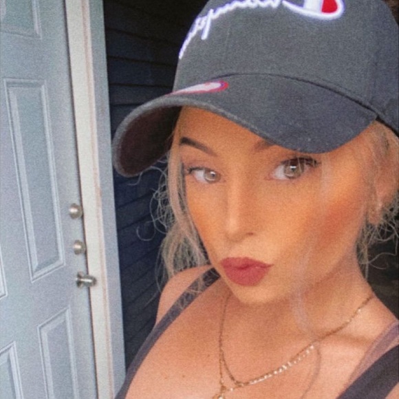 Meet your Posher, Rebecca - Picture 9 of 12